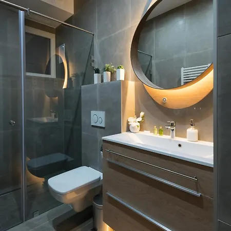 Paulay Deluxe By Corall * Budapeszt