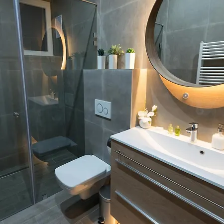 Paulay Deluxe By Corall Apartman *