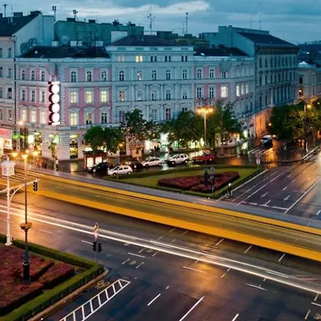 Apartment Paulay Deluxe By Corall Budapest